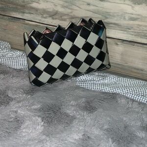 ✨Add-on item Black and White Checkered zippered case